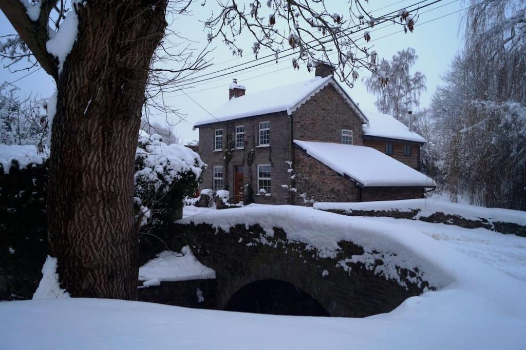 Luxury Cottage Near Hay-On-Wye Llanigon Eksteriør billede